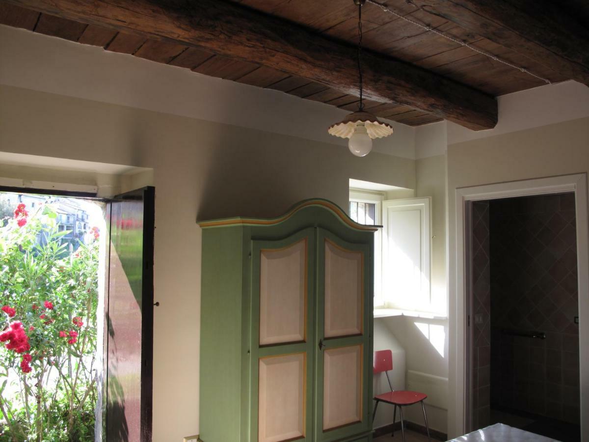 Aparthotel Casa Sarlo à Petina Extérieur photo