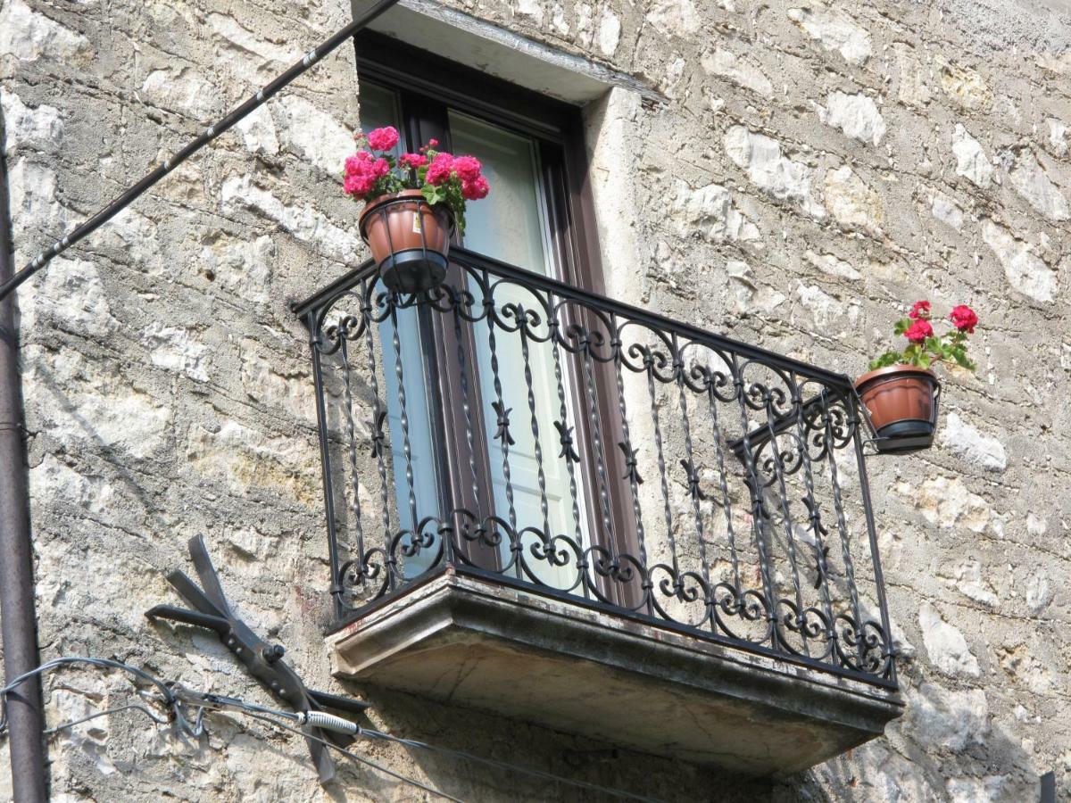 Aparthotel Casa Sarlo à Petina Extérieur photo