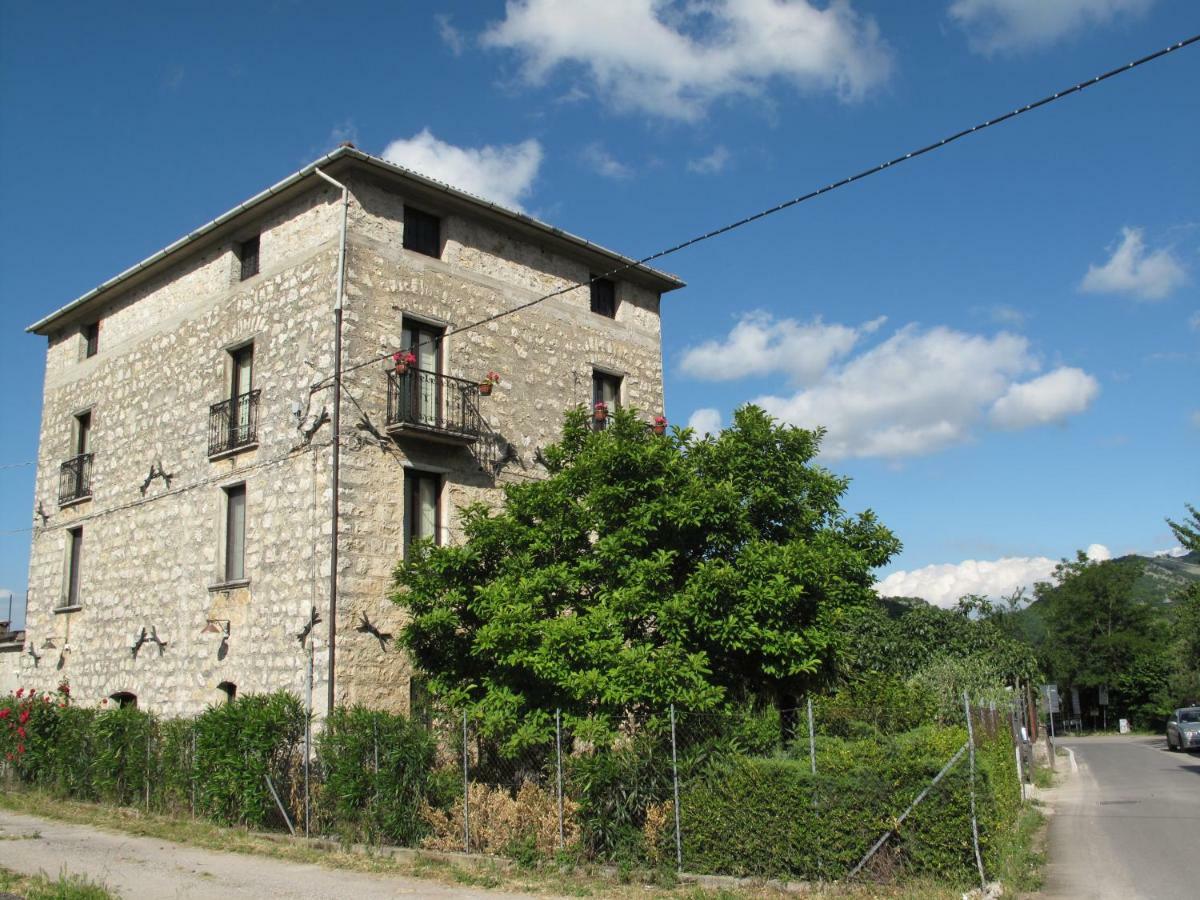 Aparthotel Casa Sarlo à Petina Extérieur photo
