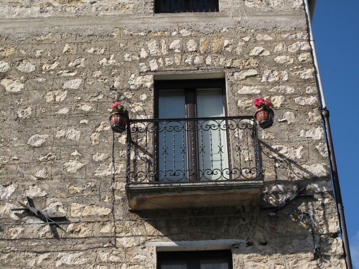 Aparthotel Casa Sarlo à Petina Extérieur photo