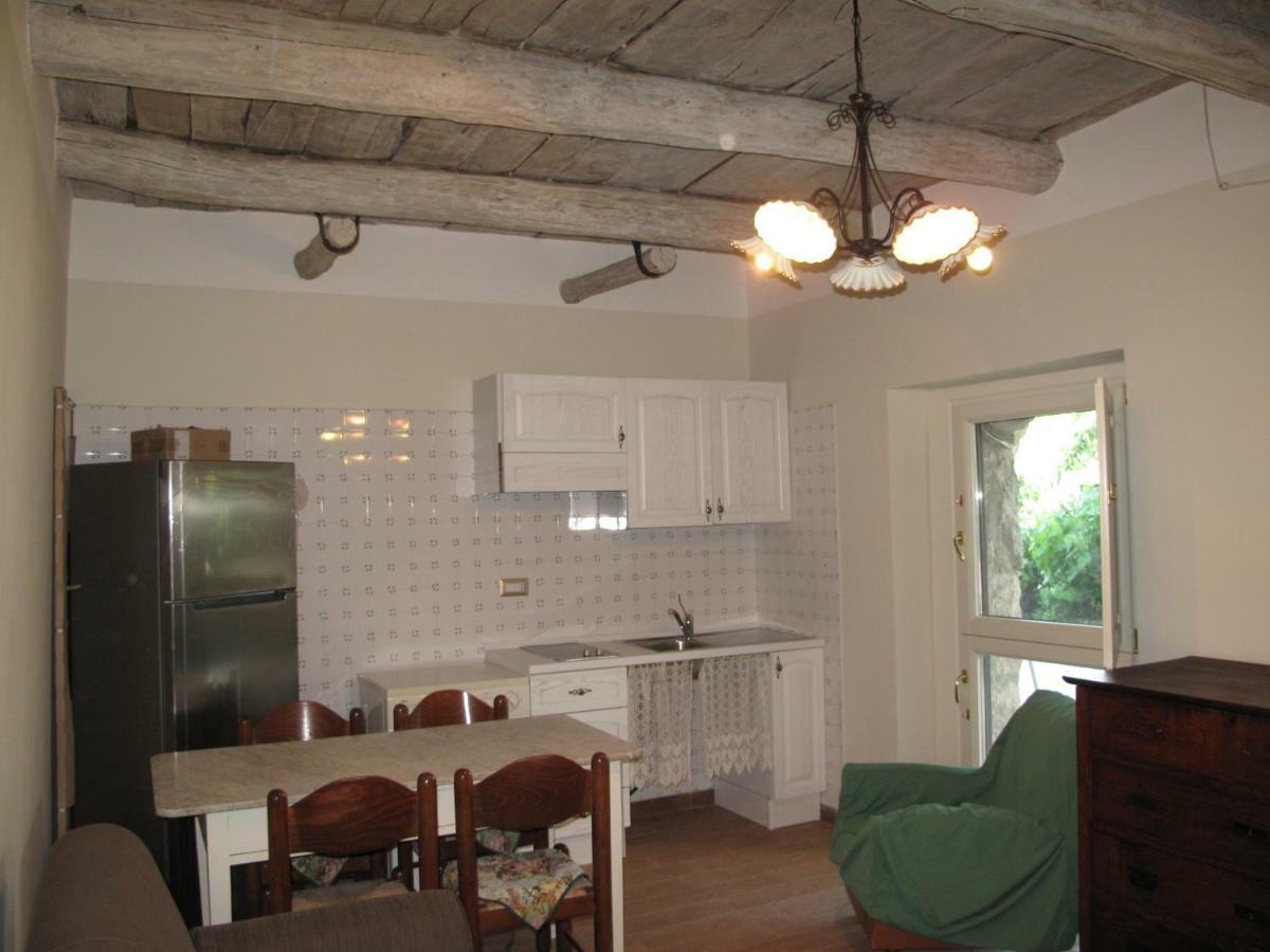 Aparthotel Casa Sarlo à Petina Extérieur photo
