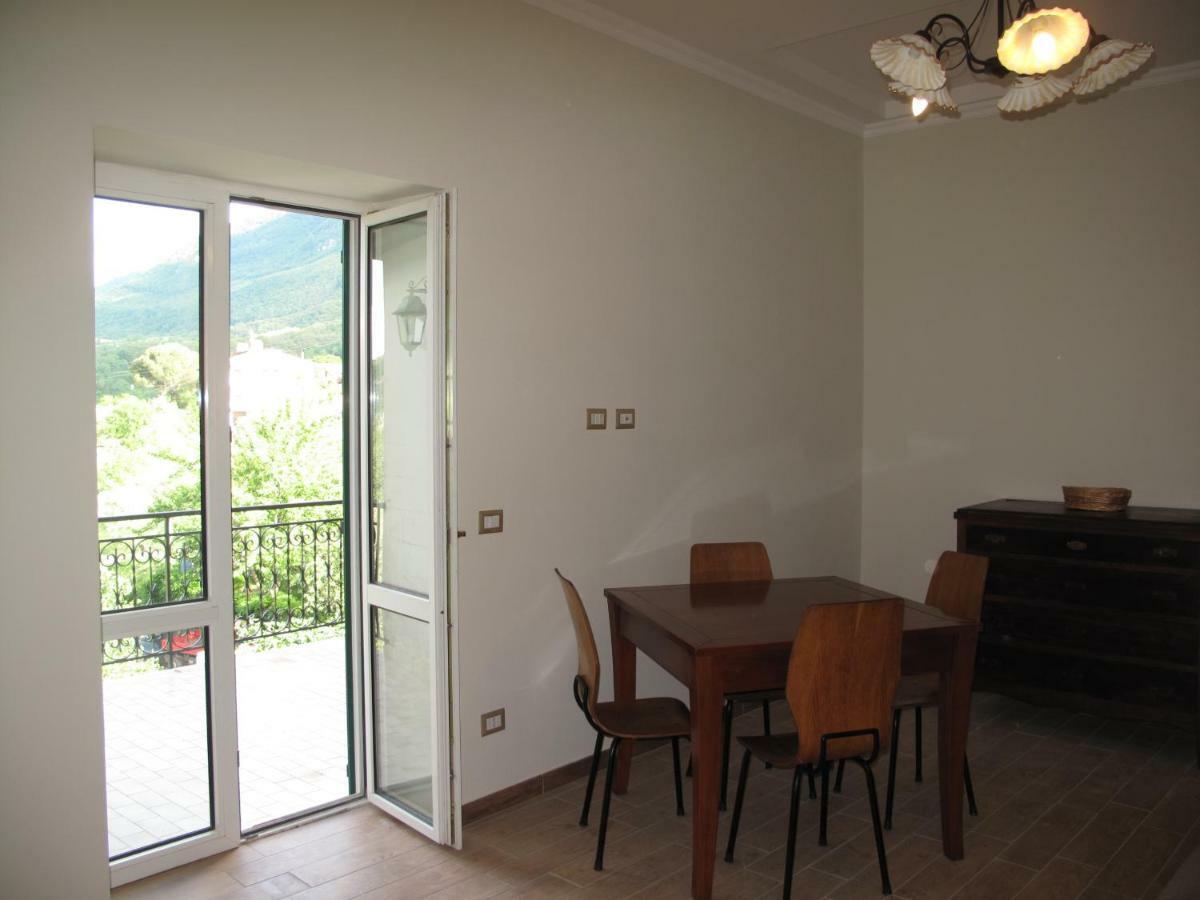 Aparthotel Casa Sarlo à Petina Extérieur photo
